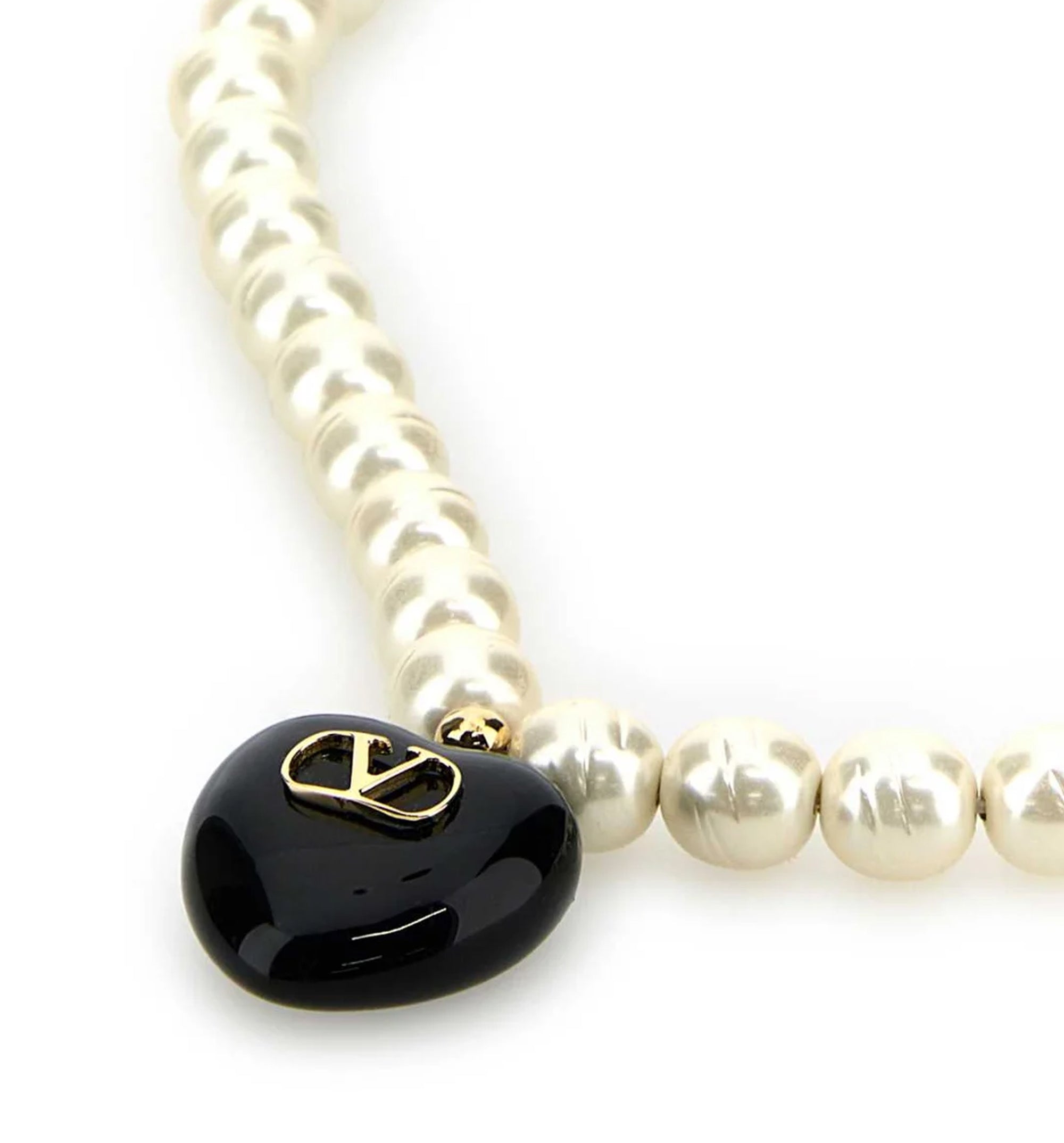 Heart Pendant Embellished Necklace