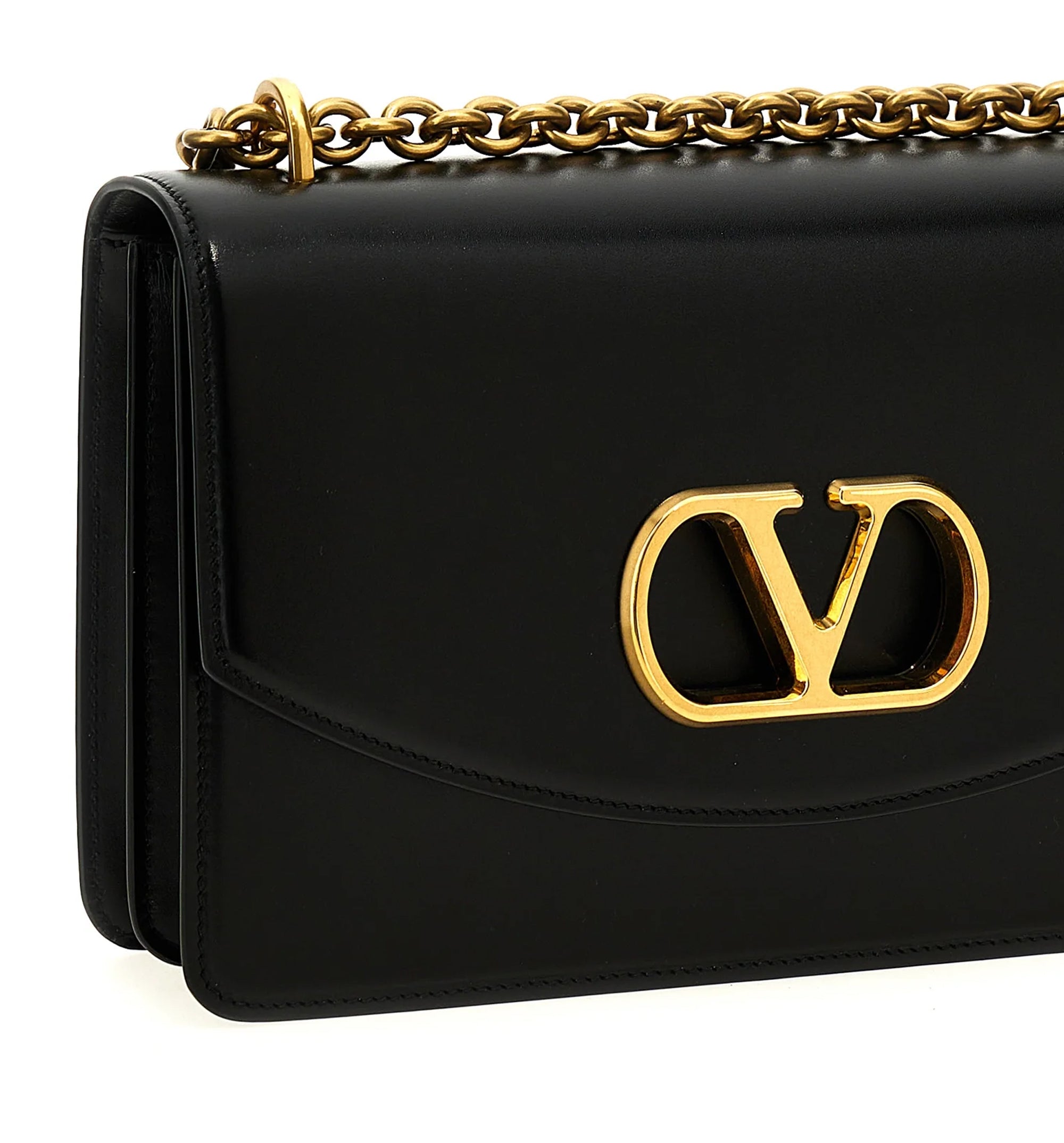 Vain Shoulder Bags